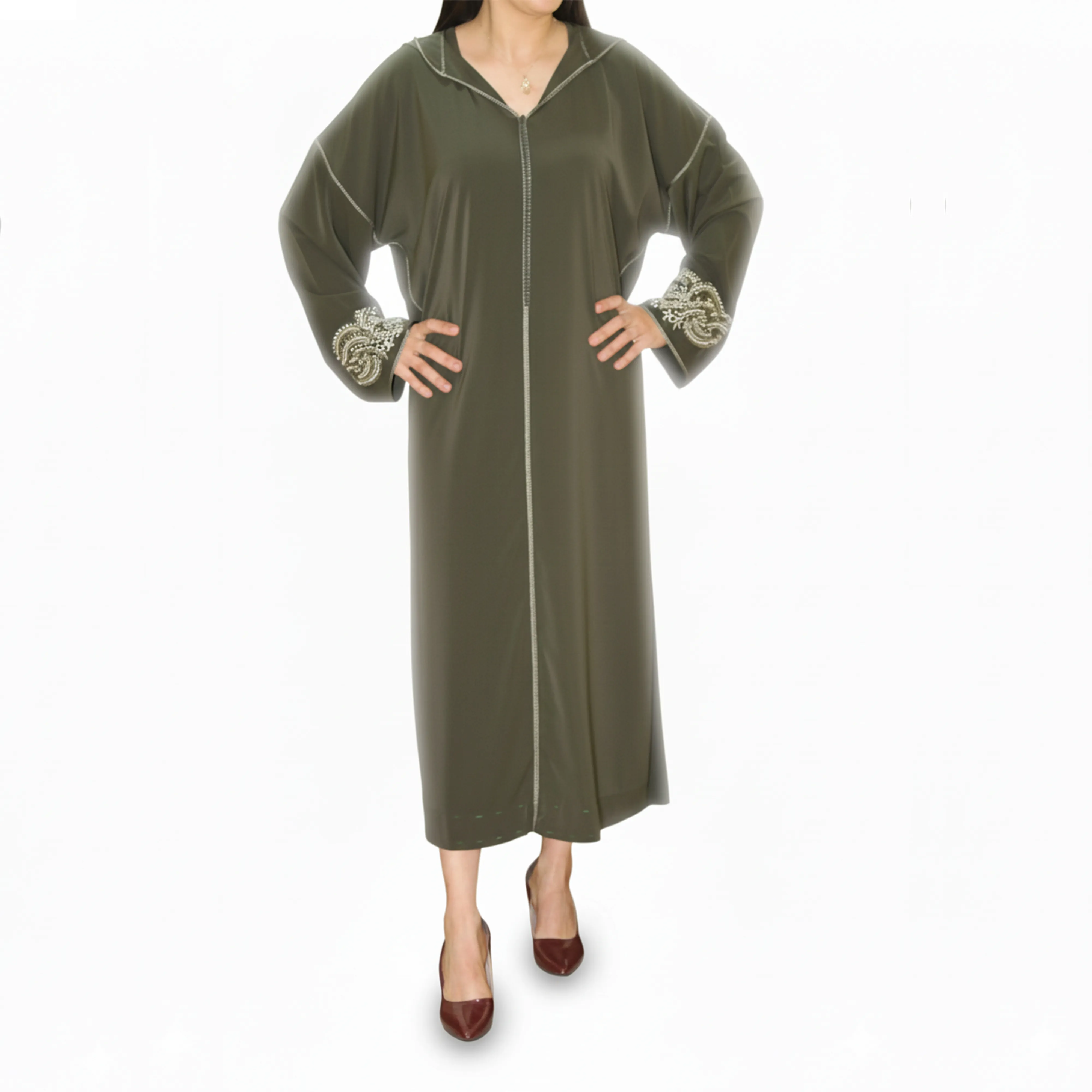 Djellaba moderne vert olive avec capuche et broderies beiges | Caftan marocain élégant pour femme